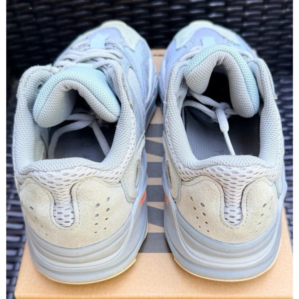 ADIDAS YEEZY BOOST 700 INERTIA SIZE 6.5M